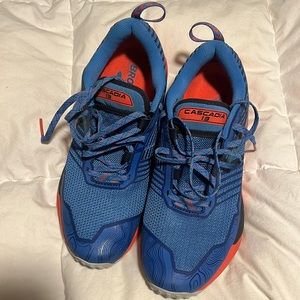 BROOKS cascadia 13 pacific crest